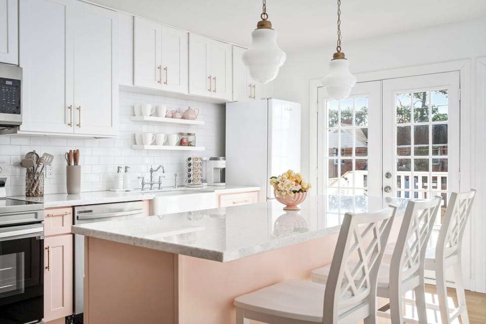 Cook your favorite meals on vacation in our fully equipped kitchen.