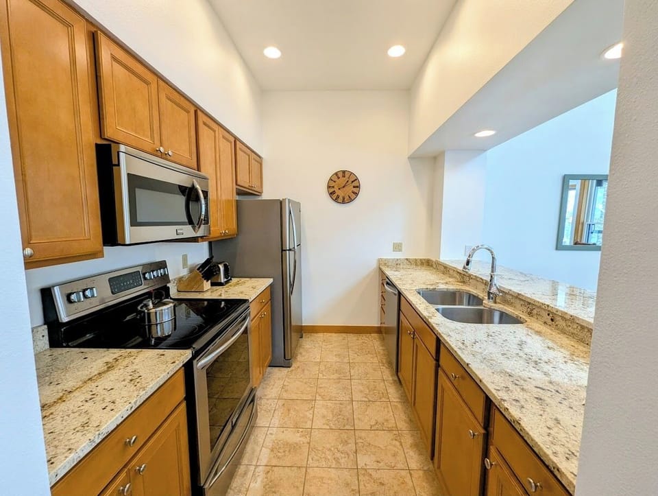 Fully equipped kitchen