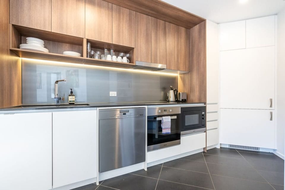 Modern kitchen equipped with all the essentials to meet your needs. Fully stocked with high-quality appliances, cookware, and utensils, making it easy to prepare meals just like at home.