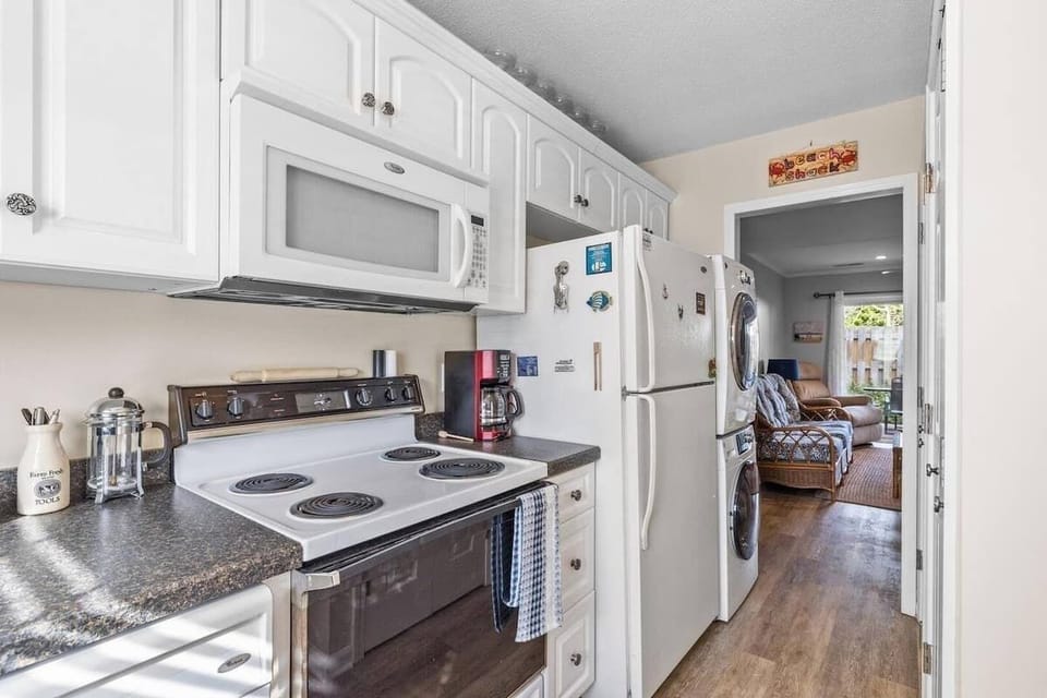 Indoors, Kitchen, Washer, Home Decor, Microwave