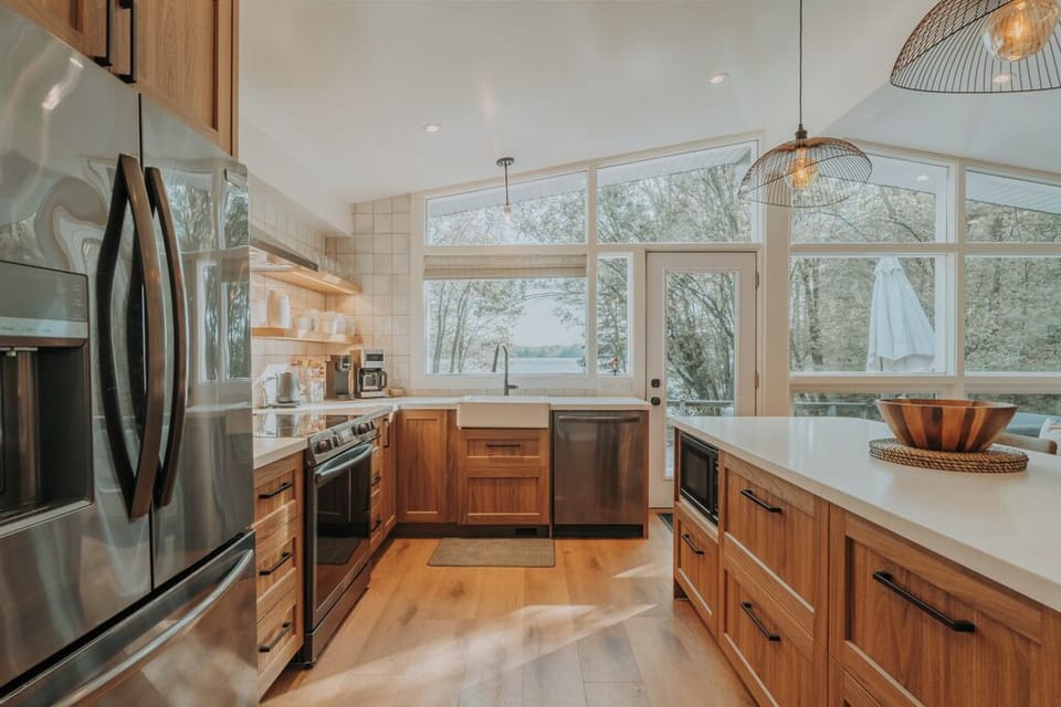 Gaze out at the lake while you prepare your meals