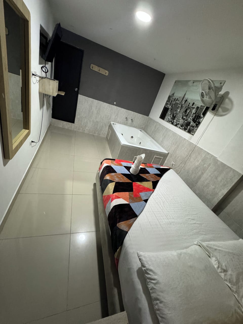 Luxury Room | Free WiFi