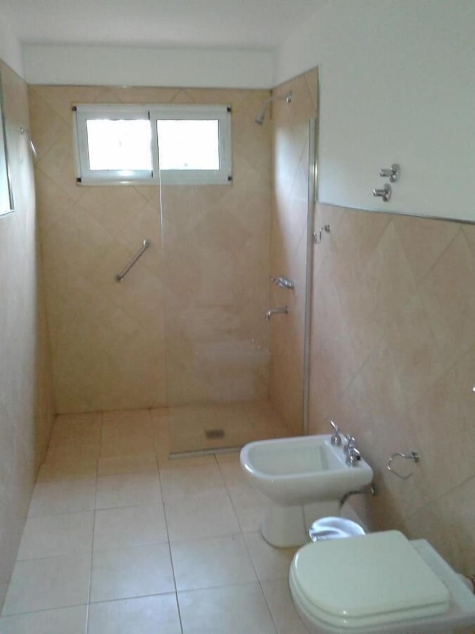 Free toiletries, hair dryer, bidet