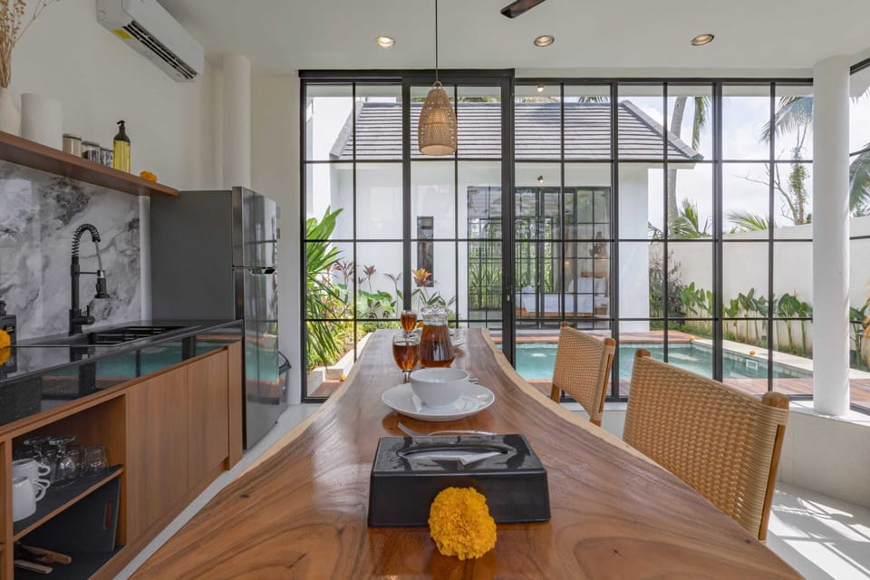 Basic Villa | Private kitchen | Fridge, microwave, stovetop, electric kettle