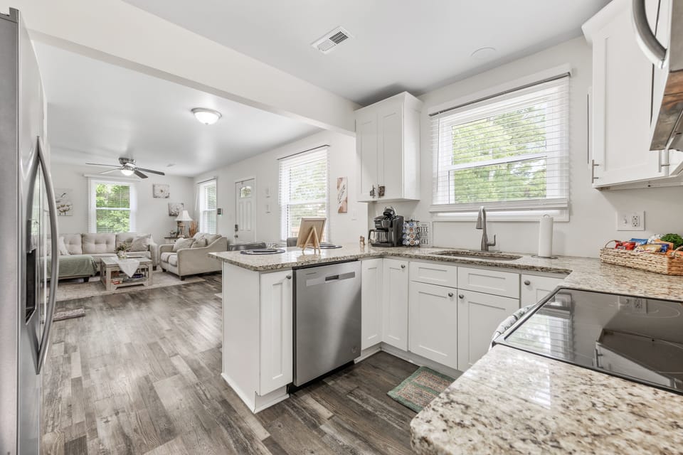 Fully equipped kitchen