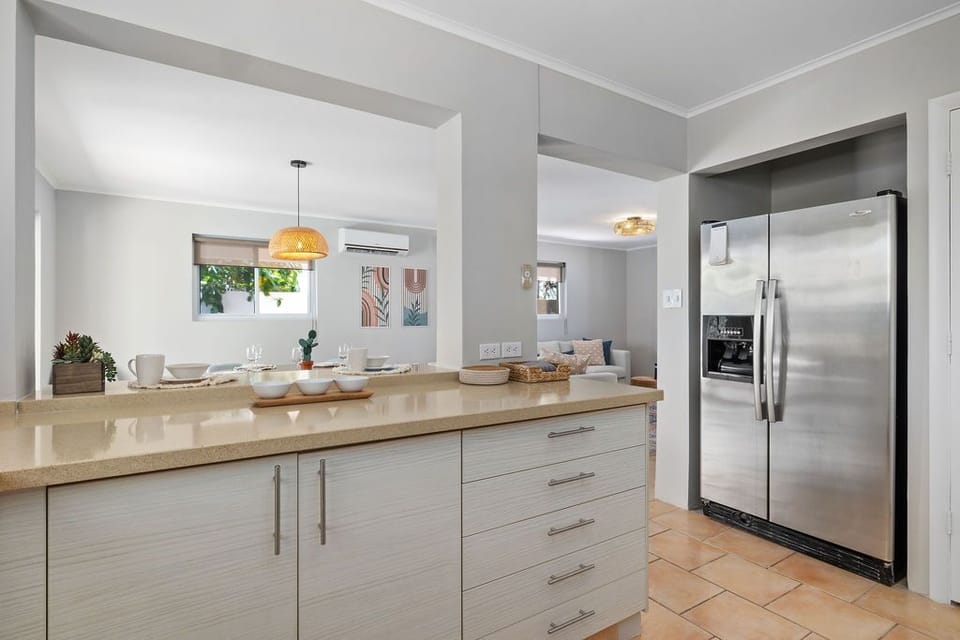 Private Pool  Newly Renovated  Amazing Location (20777)