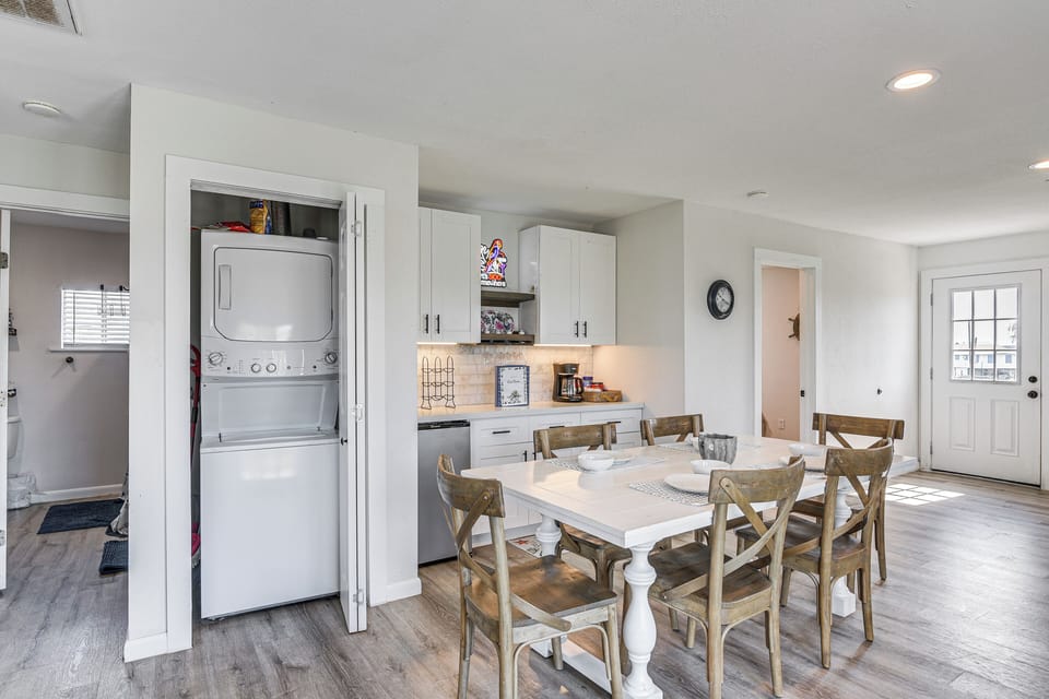 Dining Area | Washer & Dryer | Open Floor Plan | Beverage Cooler