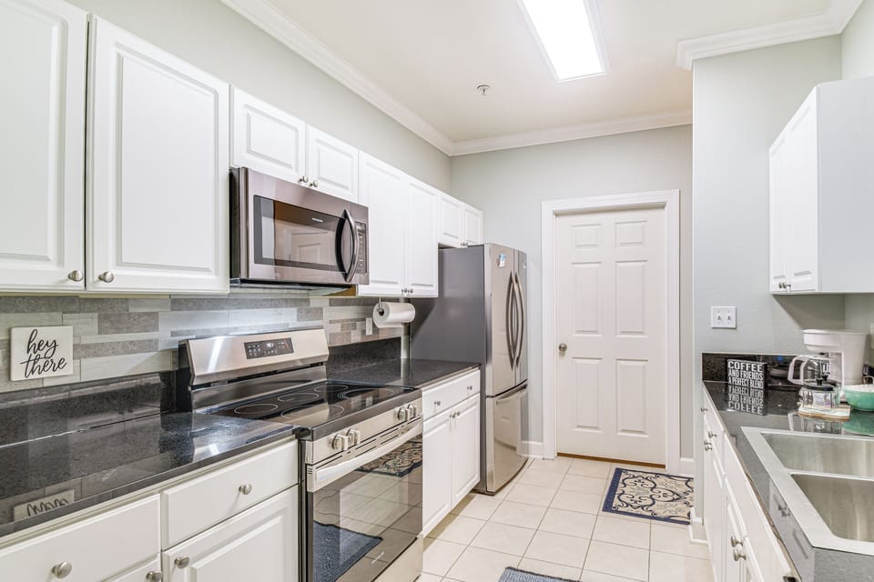 Kitchen | Drip Coffee Maker | Blender | Air Fryer | Crab Pot | Cooking Basics