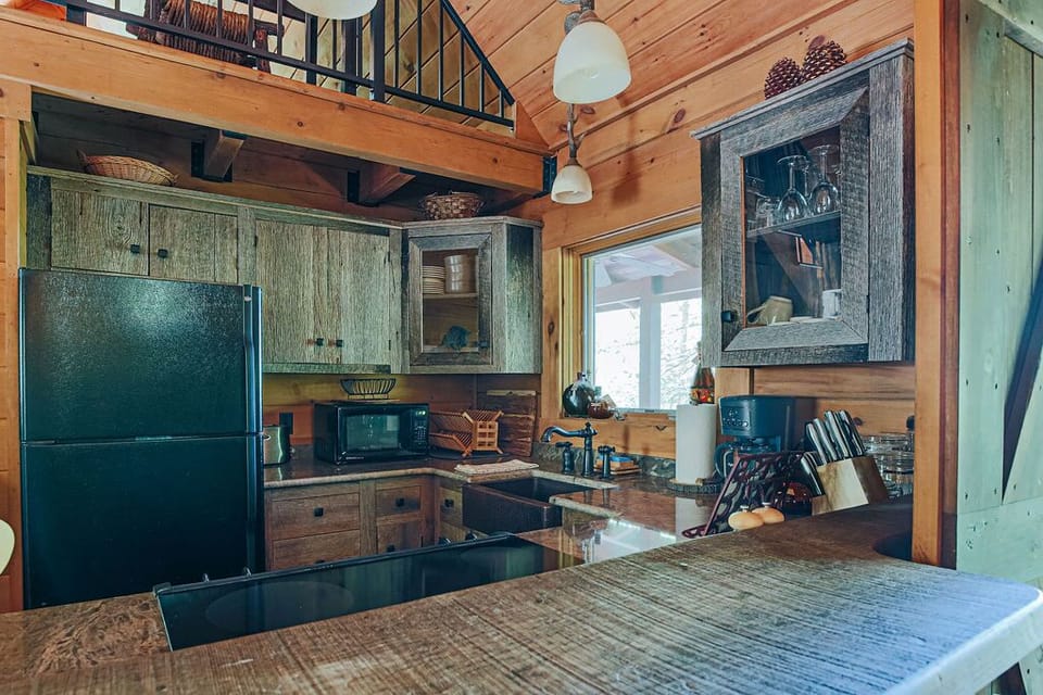 Fully stocked kitchen ready for cooking 🍳