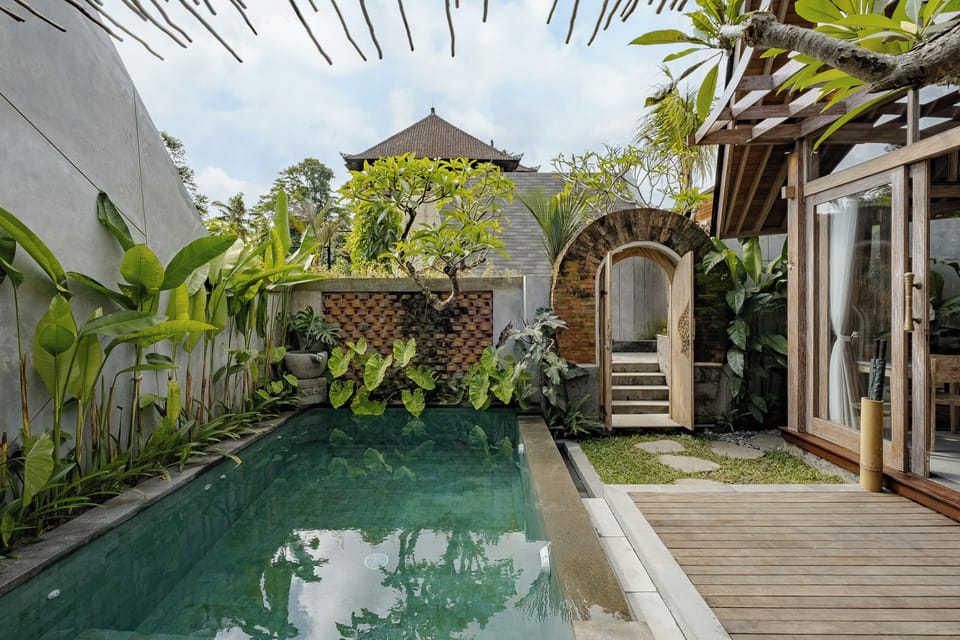 Private pool
