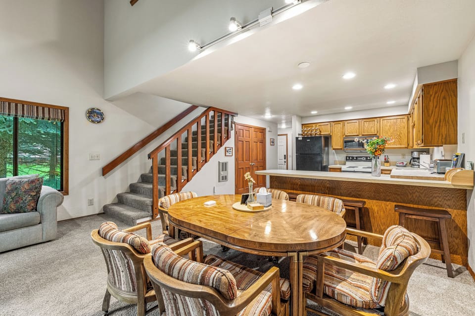 Dining and Kitchen