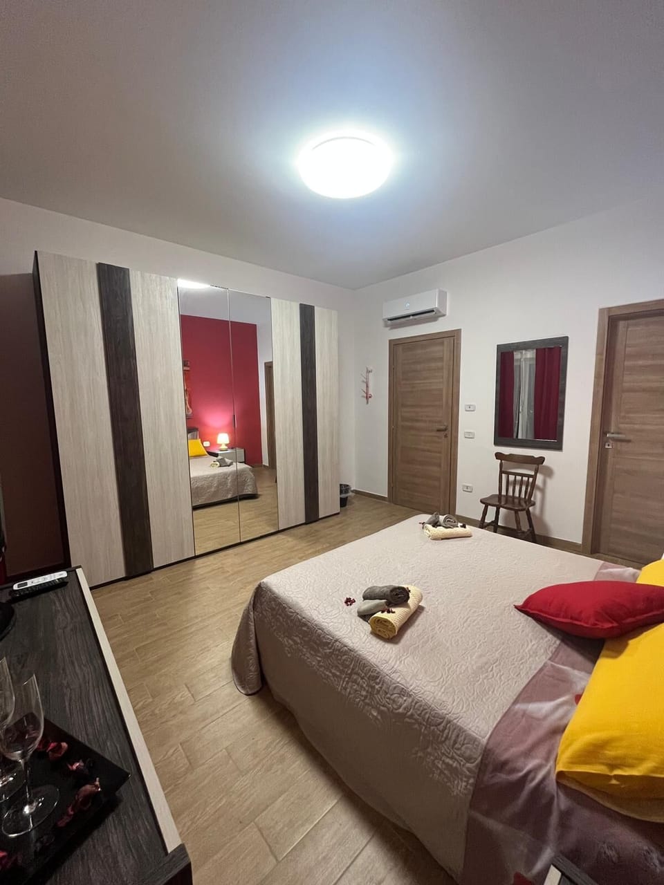 Comfort Double or Twin Room, Courtyard View | Blackout drapes, iron/ironing board, free WiFi