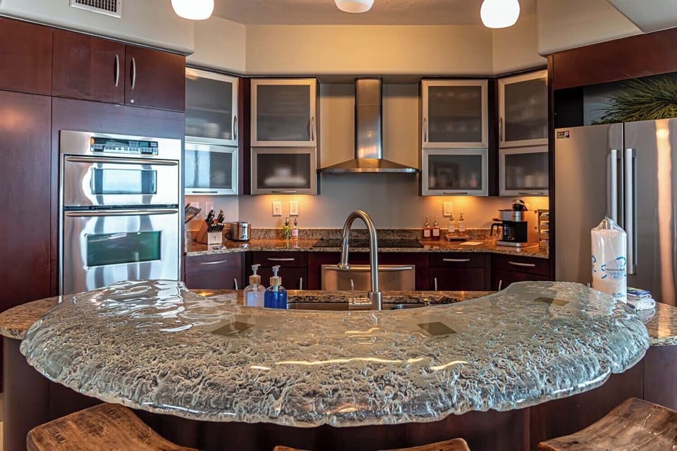 Bella Luna 1004 - Signature Properties