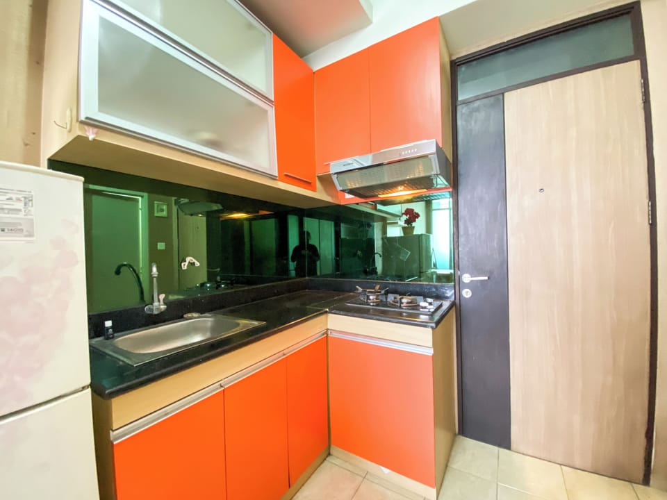 Apartment | Private kitchen | Fridge, stovetop, rice cooker