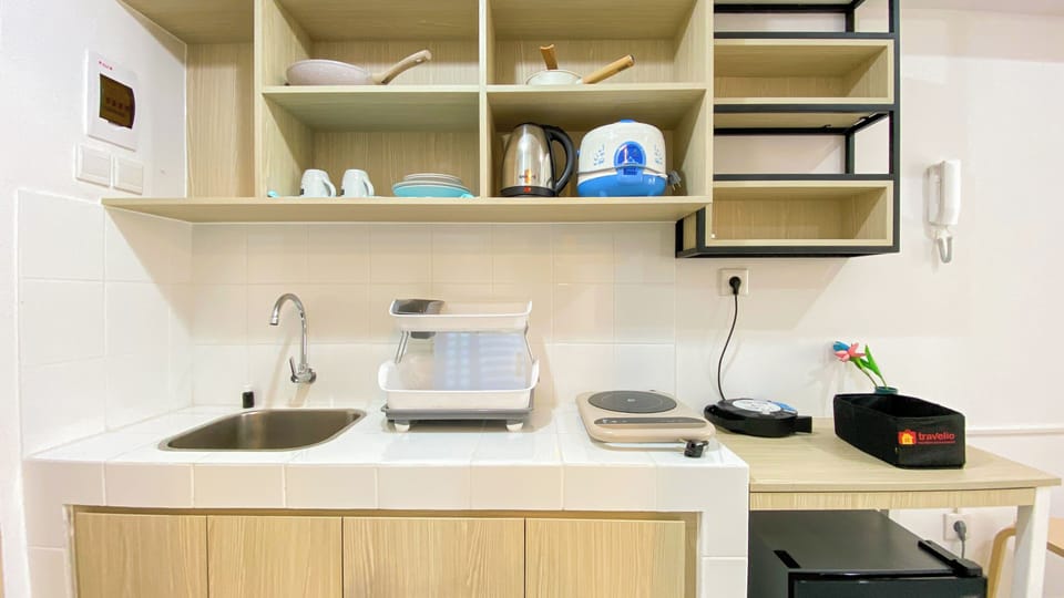Studio | Private kitchen | Mini-fridge, stovetop, rice cooker