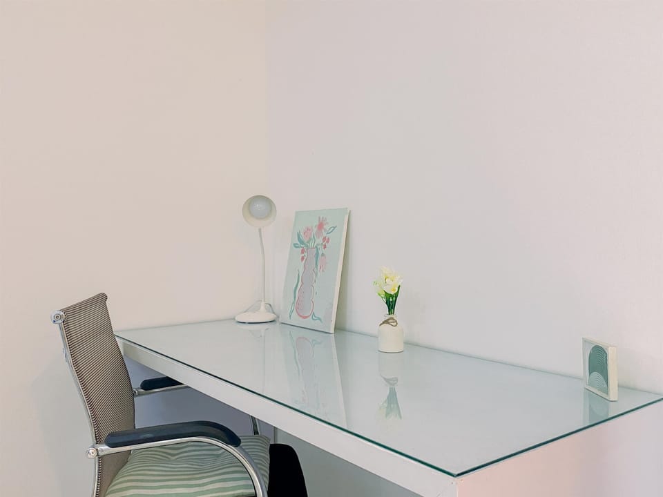 Studio | Desk, free WiFi