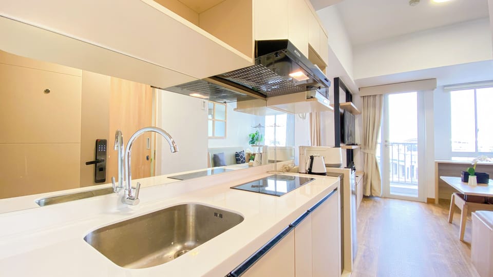 Studio | Private kitchen | Fridge, microwave, stovetop, rice cooker