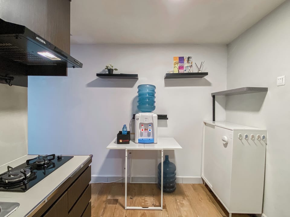 Studio | Private kitchen | Fridge, stovetop, rice cooker