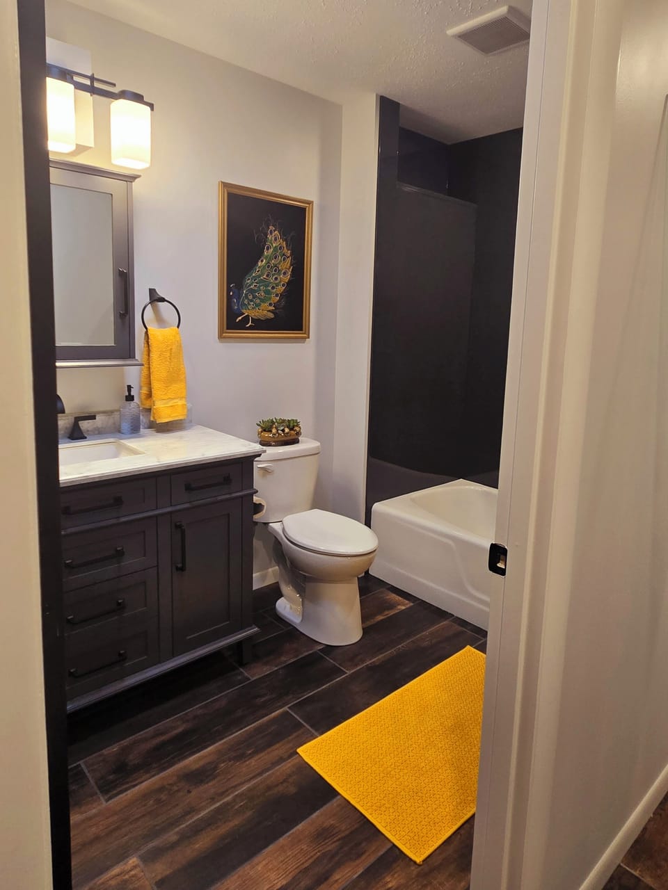 Hall Bath - Bathroom #1