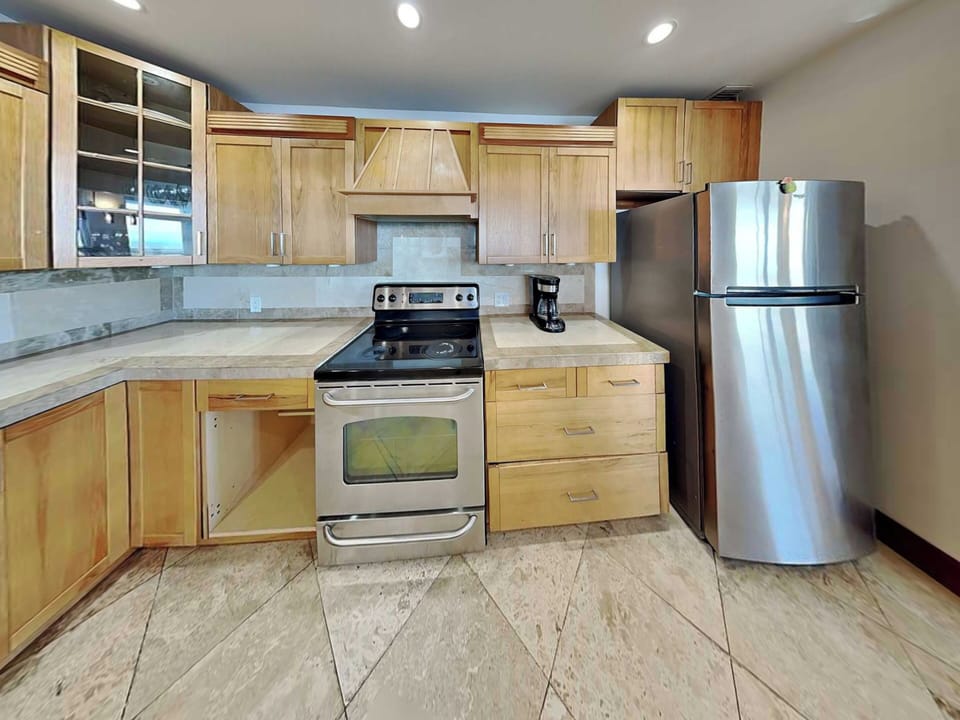 Condo (4 Bedrooms) | Property amenity