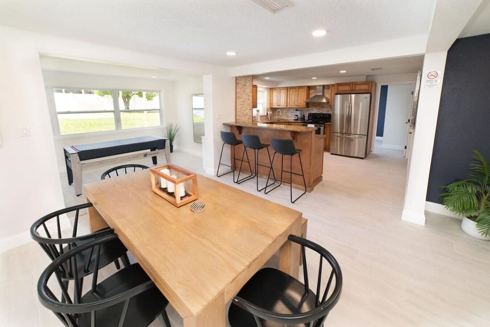 Dinning and Kitchen open concept. 