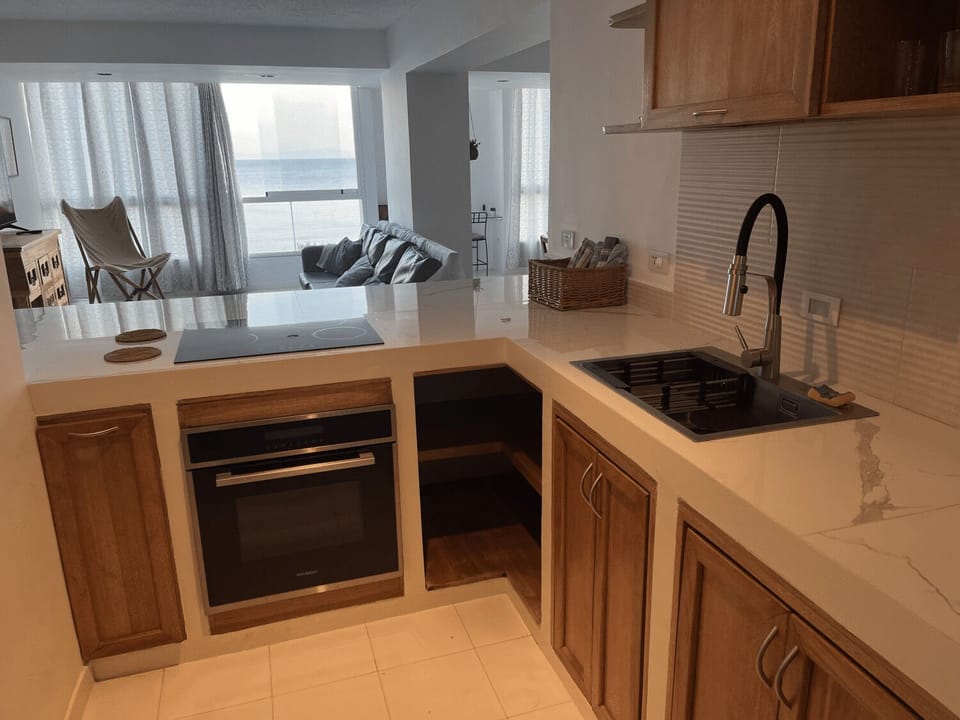 Spacious Kitchen