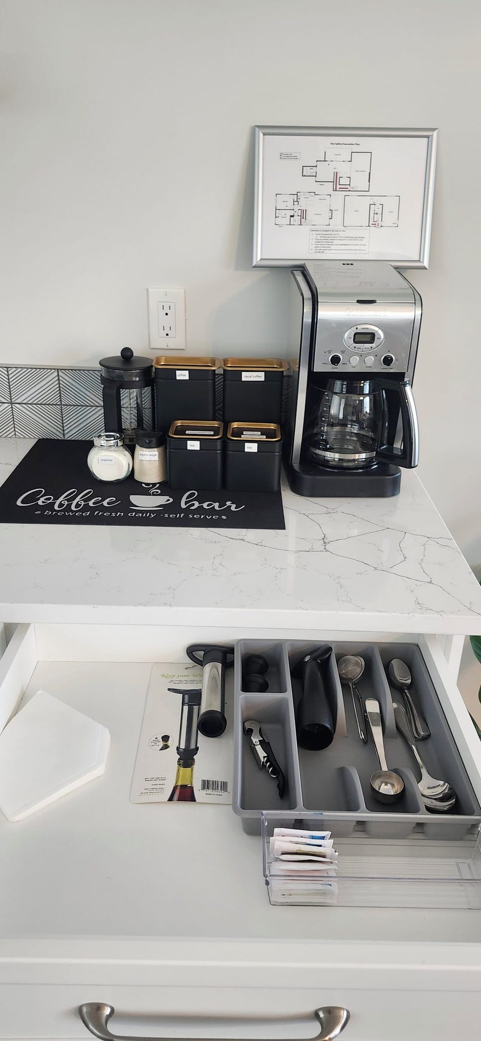 Coffee/tea station.