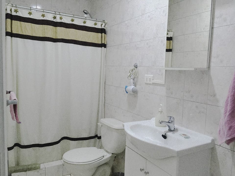 Deluxe Double Room, Ensuite | Bathroom | Shower, towels, soap, toilet paper