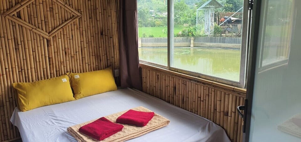 Panoramic Double Room, Partial Lake View | WiFi (free)
