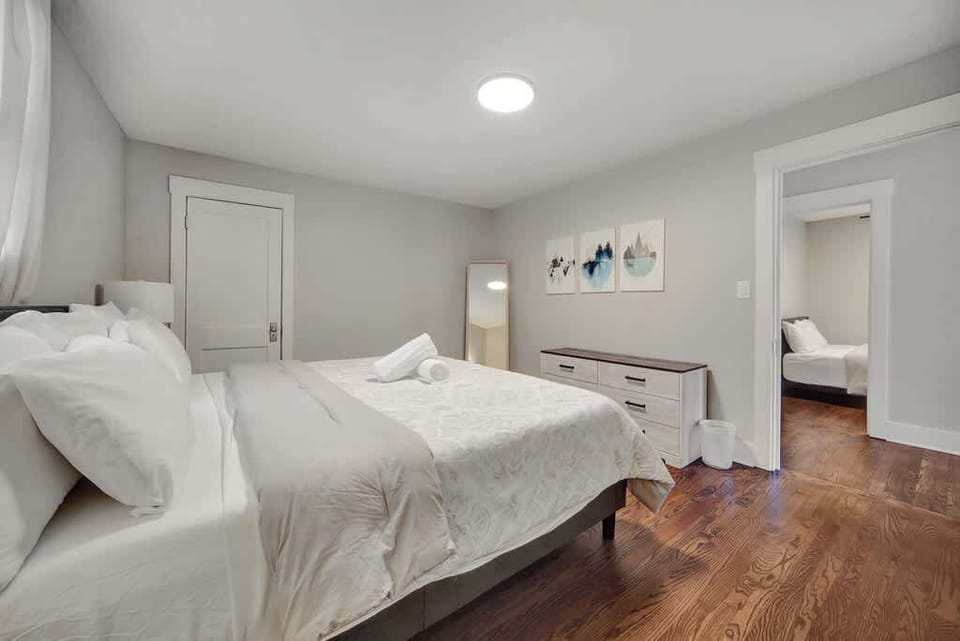 Bedroom 2: Bedroom with comfortable Queen-sized bed.