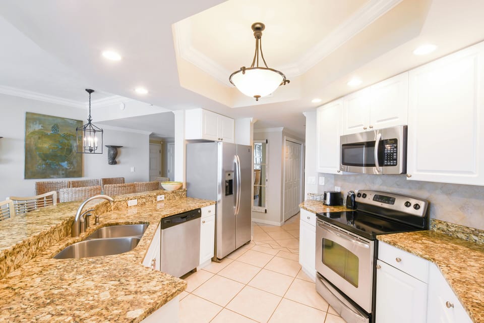 Silver Shells St. Croix 904 - Kitchen