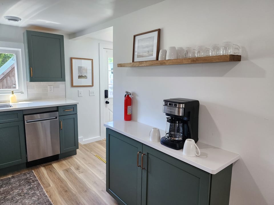 Kitchen with coffee bar area