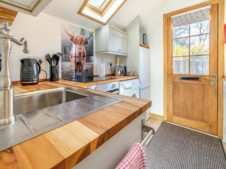 Kitchen | Ardlevale Cottage, Pitlochry