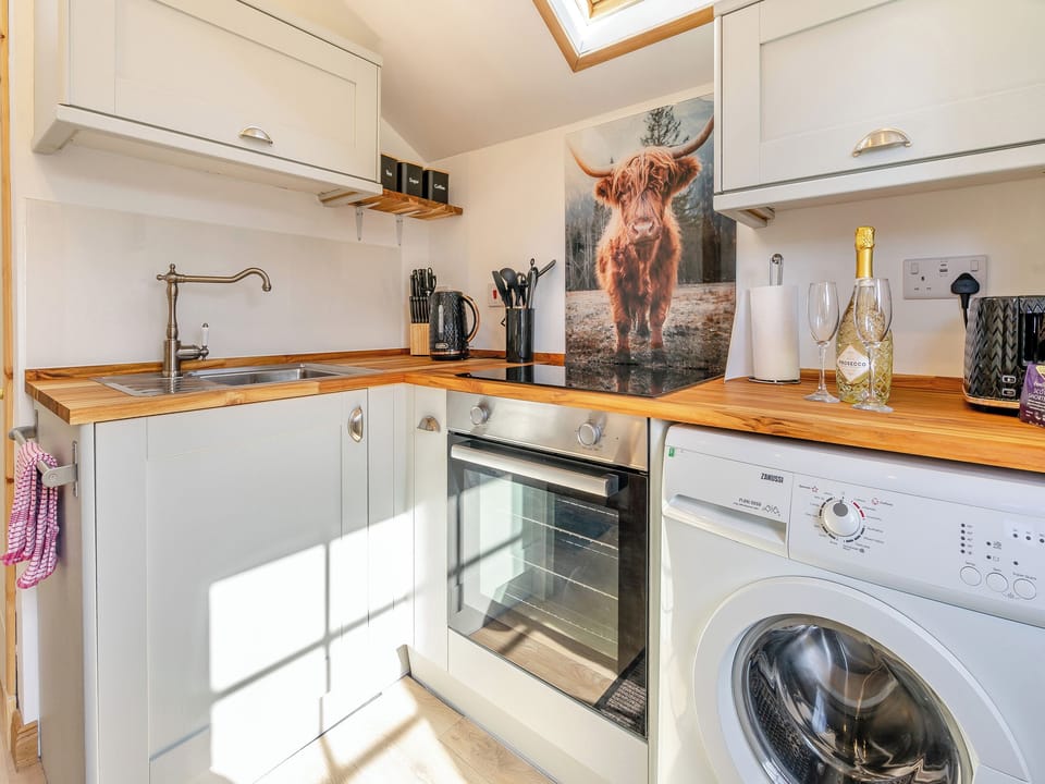 Kitchen | Ardlevale Cottage, Pitlochry
