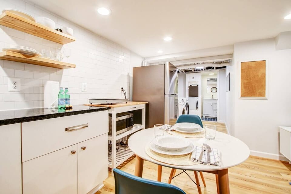 Standard Studio | In-room dining