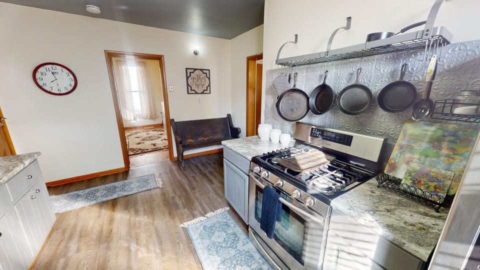 25.1_1st_Choice-Lodging_The_Manse