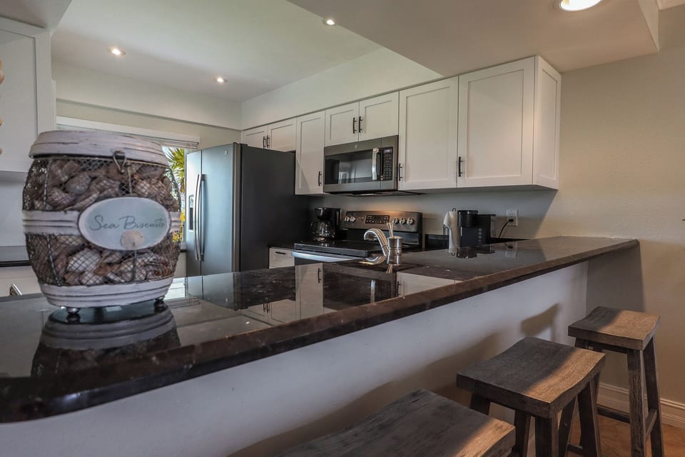 Breakfast Bar with granite countertop