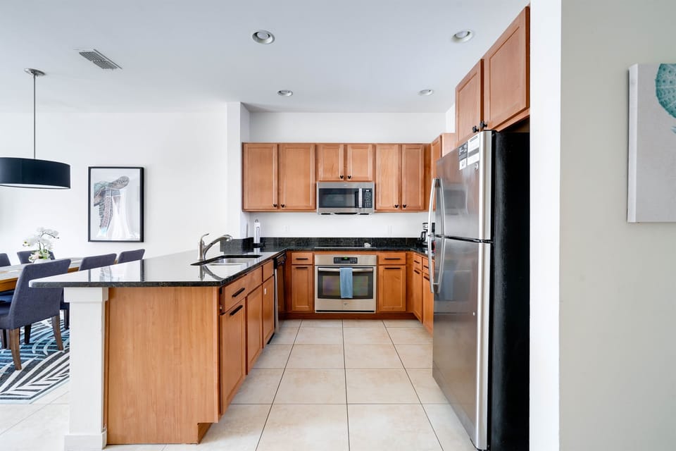 Plenty of space to prepare meals