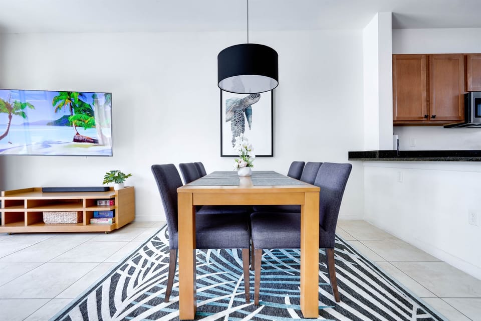 Open concept main floor