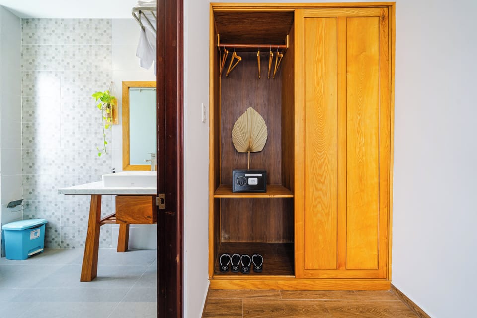 Deluxe Double Room, City View | Premium bedding, memory foam beds, in-room safe, individually decorated