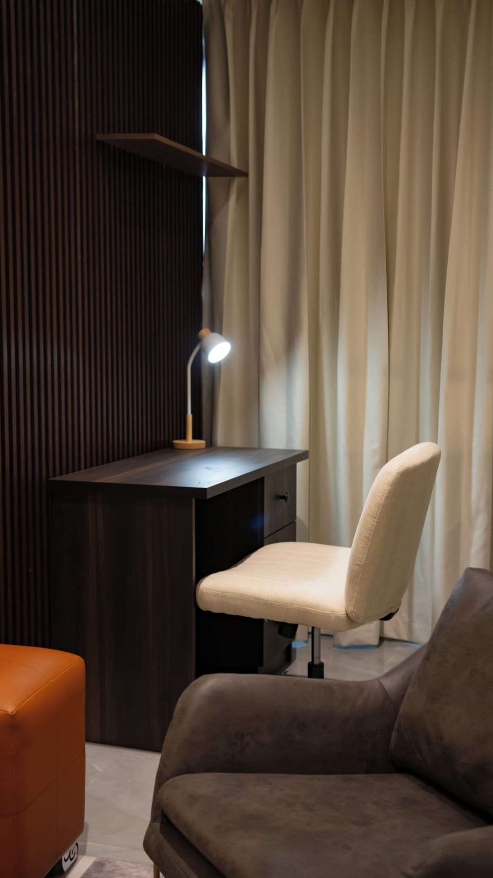Luxury Suite | Premium bedding, desk, laptop workspace, WiFi (free)