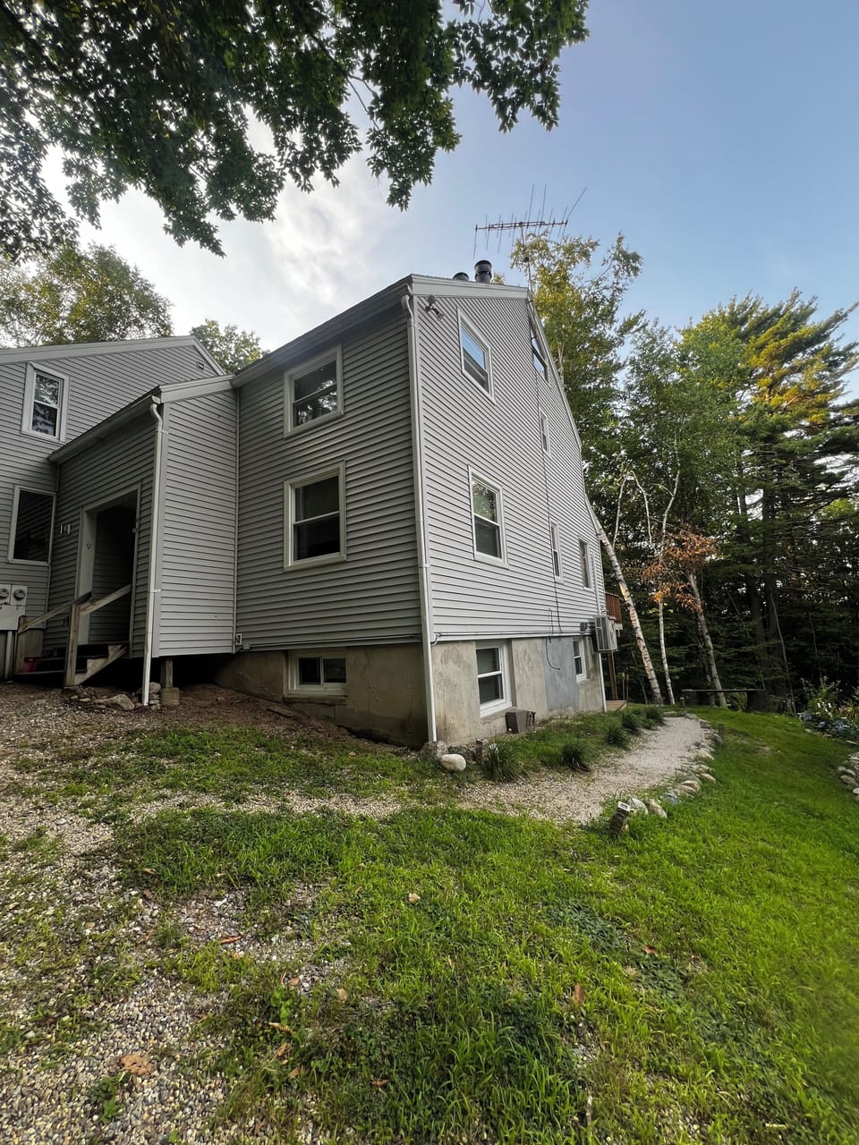 Woodland condo between Pleasant Mountain and Moose Pond.