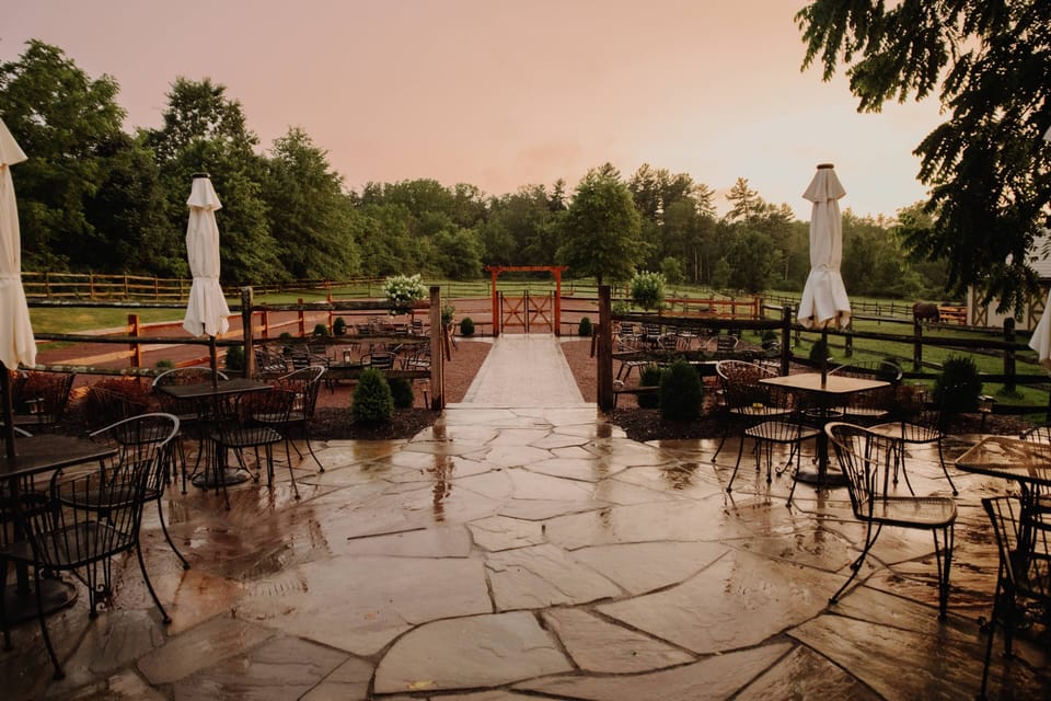 Firepit area/ outdoor ceremony

