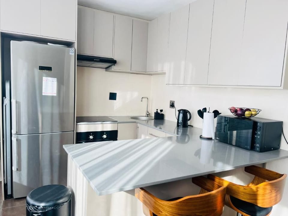 Apartment, 1 Bedroom | Dining