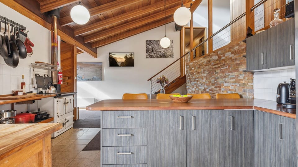 Dining, Kitchen