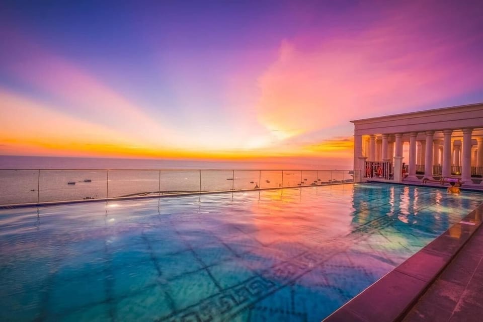 Rooftop pool