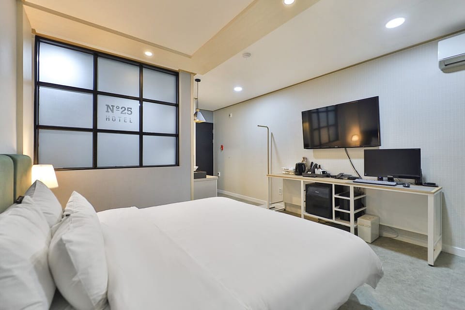 Premium Double Room | Premium bedding, desk, laptop workspace, soundproofing