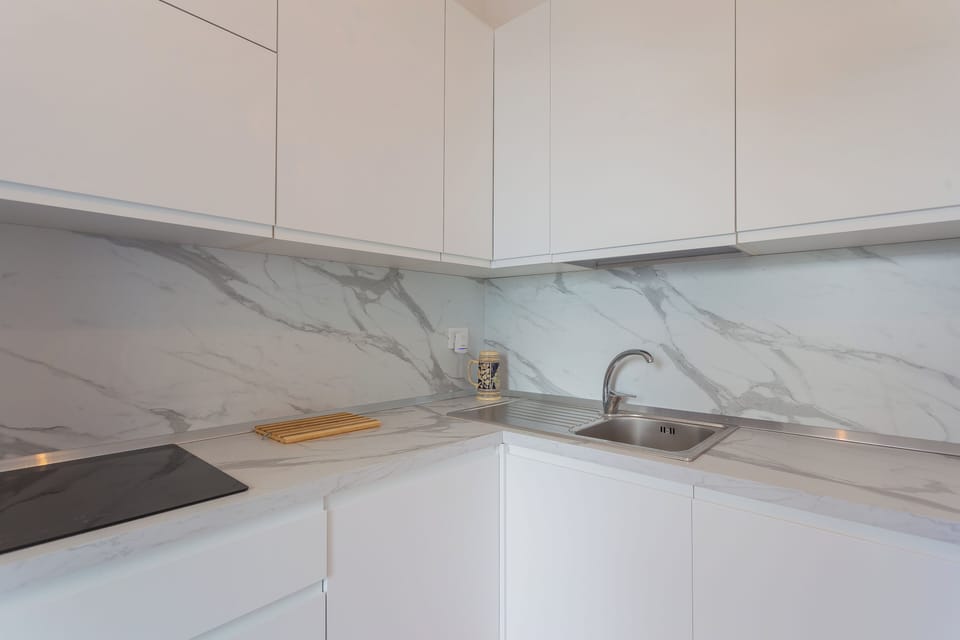 Apartment | Private kitchen | Shared fridge, microwave, freezer
