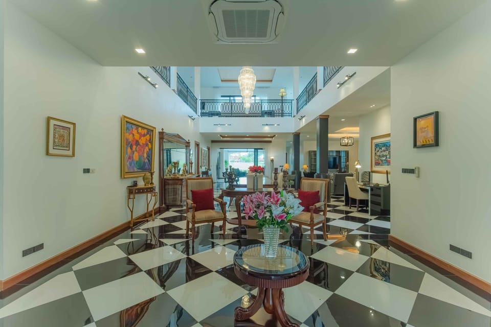 Villa entrance foyer