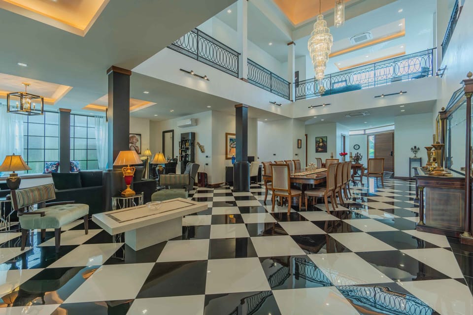 Grand courtyard view in the entrance